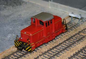 Fleischmann O&K diesellok rood (39K)